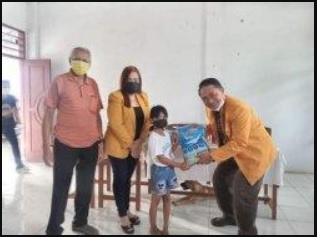 MKGR Sulut Berbagi Kasih ke Anak Yatim dan Para Lansia di Kota Manado