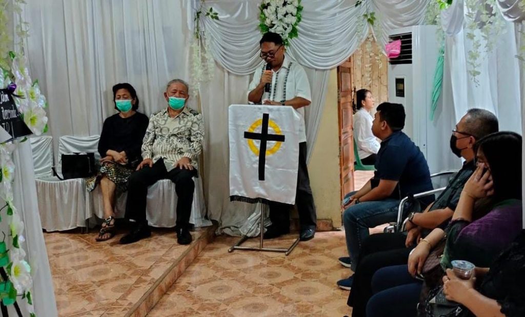 Mantan Rektor Prof. Octavianus Rondonuwu Meninggal Dunia, Universitas Nusantara Manado Berduka